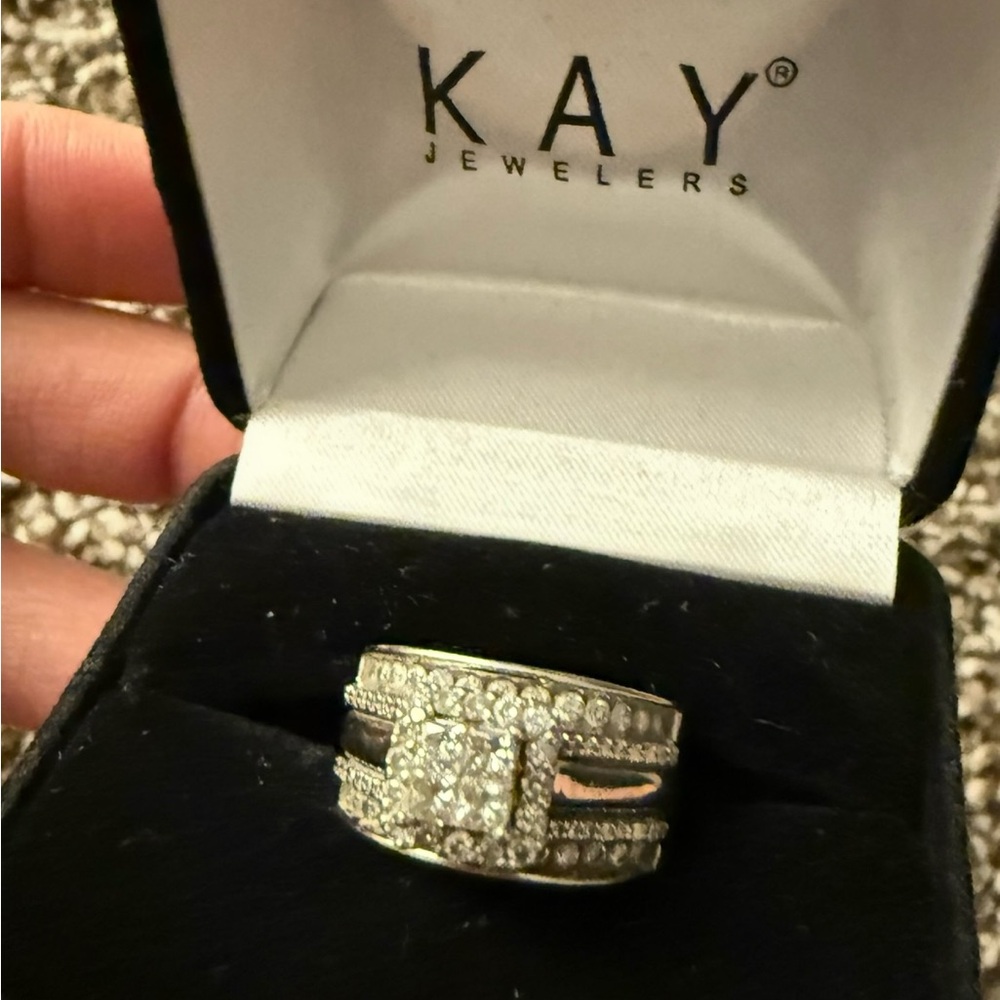Princess Cut Halo Engagement Ring Set - Picture 4 of 4